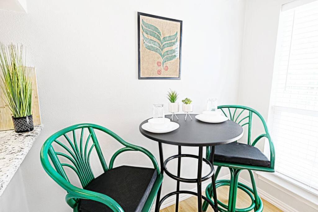 Dwell By Design & Arboretum Tickets Included Dallas Buitenkant foto